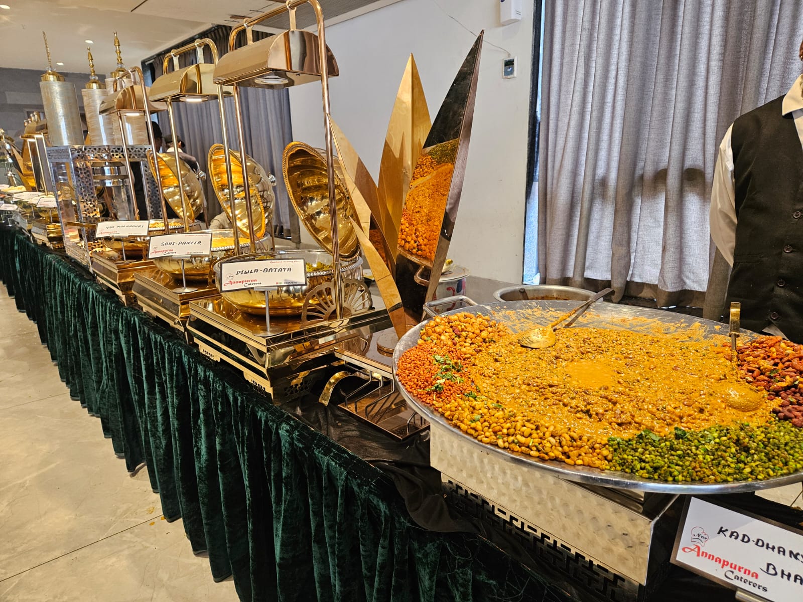 New Annapurna Caterers | Premium Vegetarian Catering in Pune Since 1996